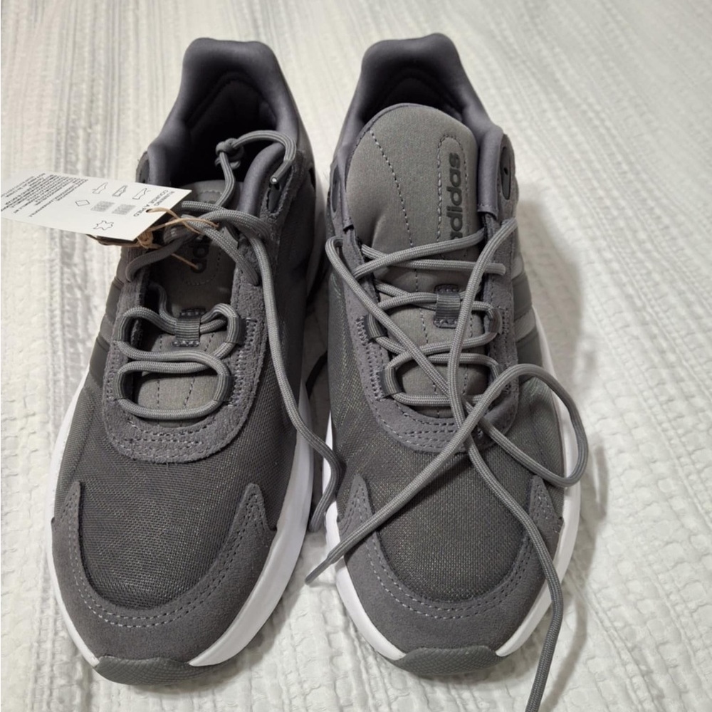 Brand new adidas color gray size 8